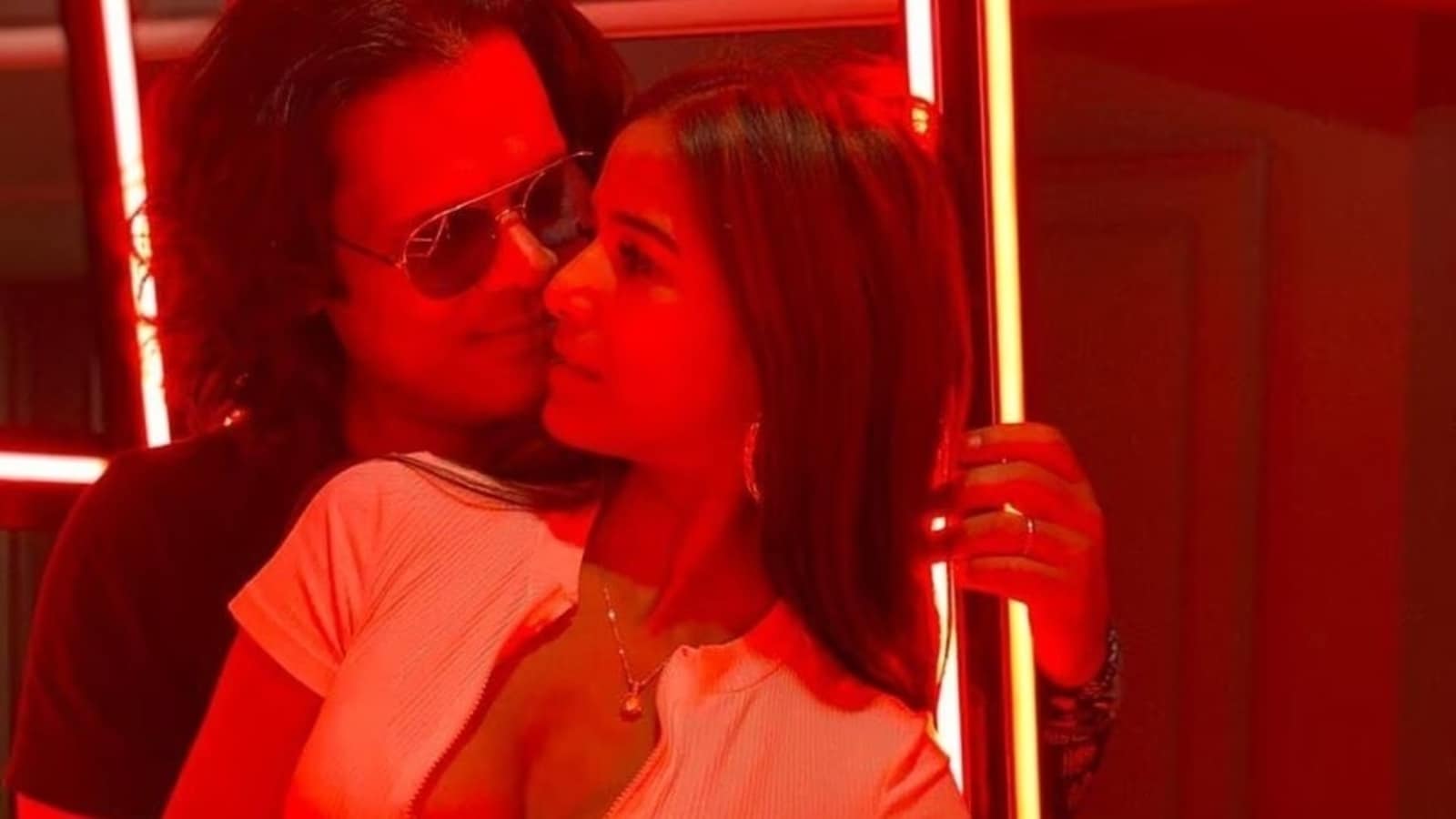 amanda mastrantonio add poonam pandey onlyfans leaked photo