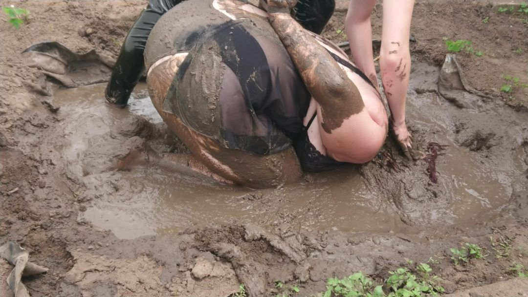 arvin ornopia add bondage in the mud photo