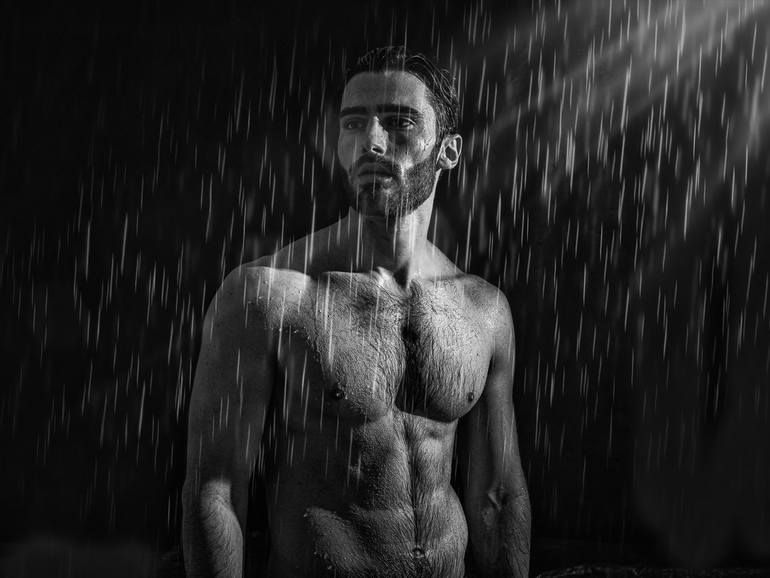 carolina da costa add nude in rain image