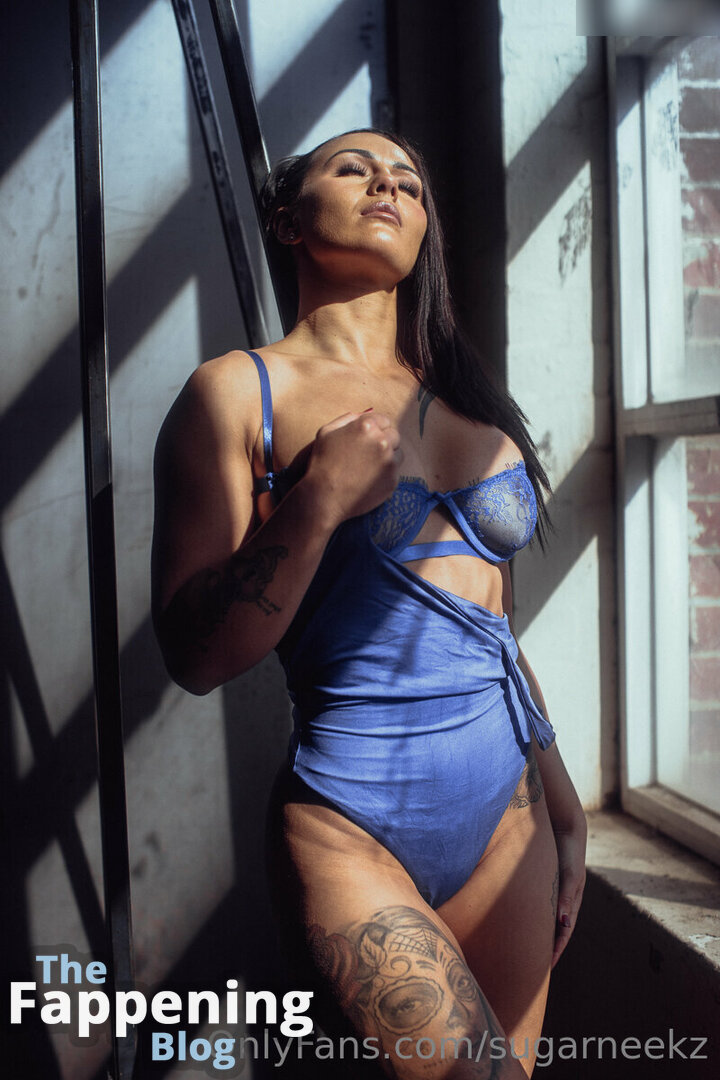 dominic roberts add Mayer lil porn photo