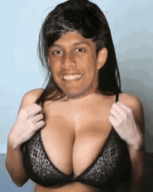 arshi uppal add jiggling tits photo