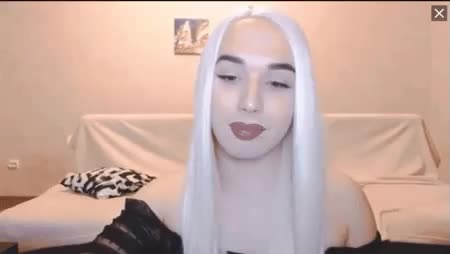 damon hui add horny tgirl photo