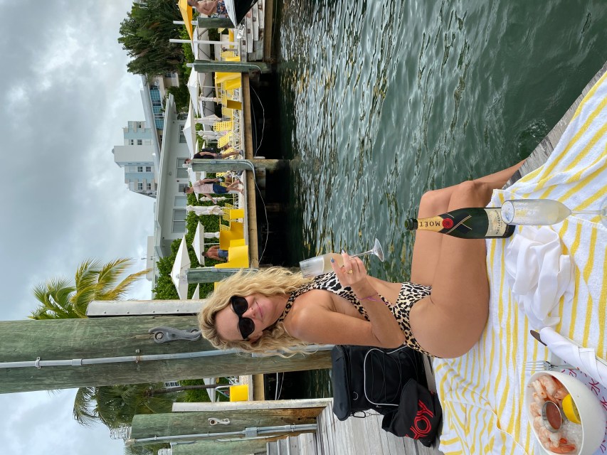 alexandre ribas add miami beach topless photo