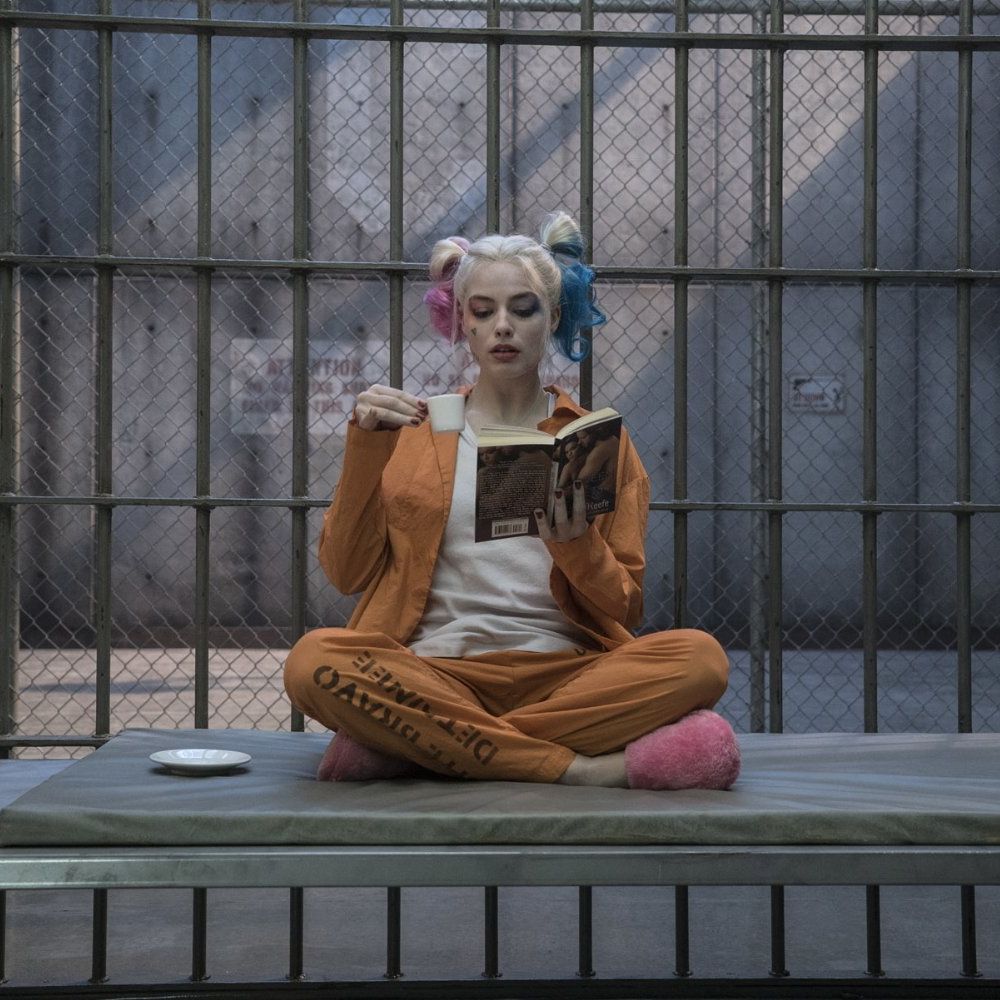abdullah guler add harley quinn face sitting photo