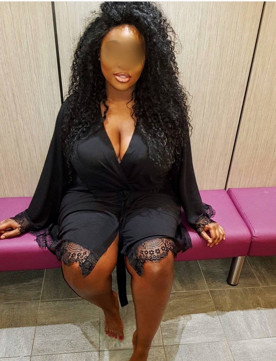 arijit neogi add black ebony escort image