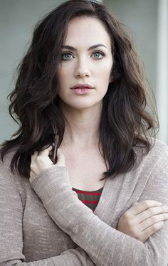 damaris nunez add kate siegel sexy photo