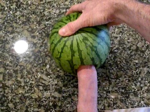 aubree allison add guy fucks fruit photo