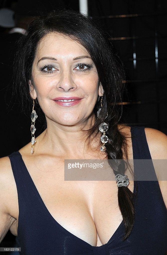 carson ticer add marina sirtis boobs photo