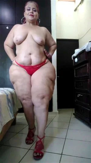 diana malaj add wide hips naked photo