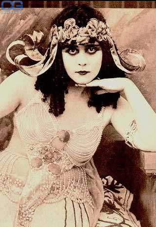 dann good recommends theda bara nude dina lloyd add Nude soccer team photo