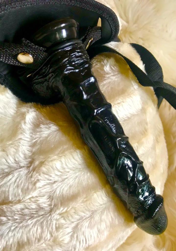ashligh smith add big strap ons photo