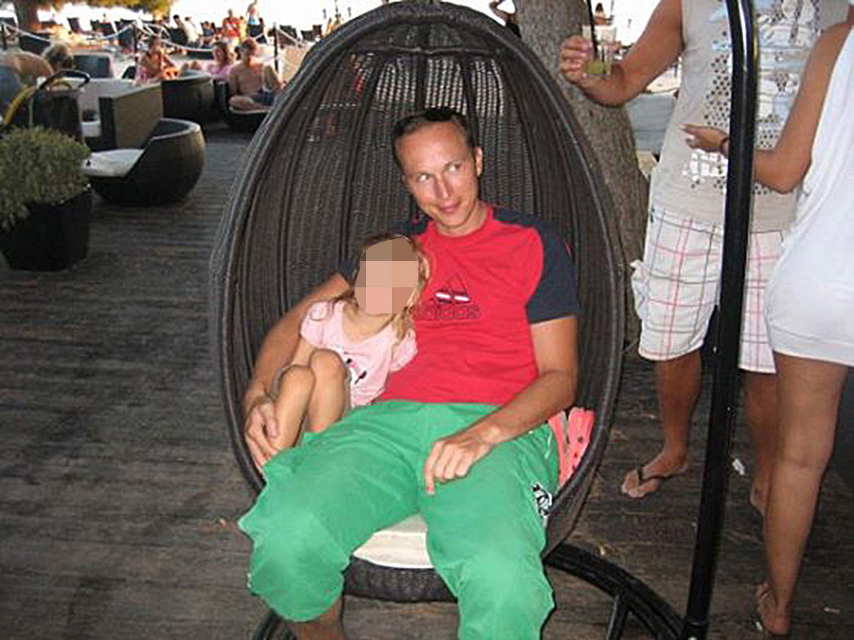 chris nyberg add father and daughter naked photo