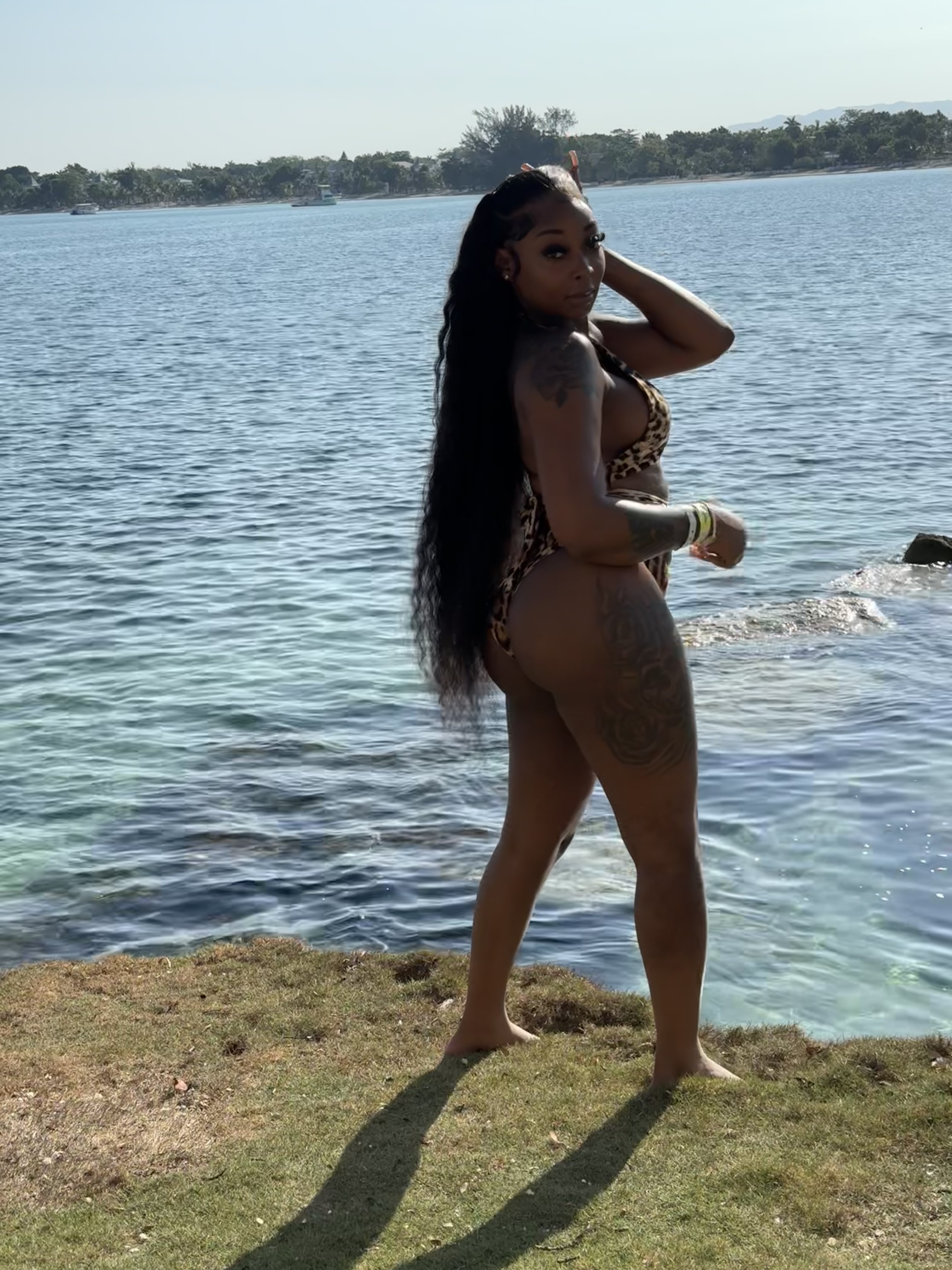 arun rajagopalan add Big breasted nude models photo