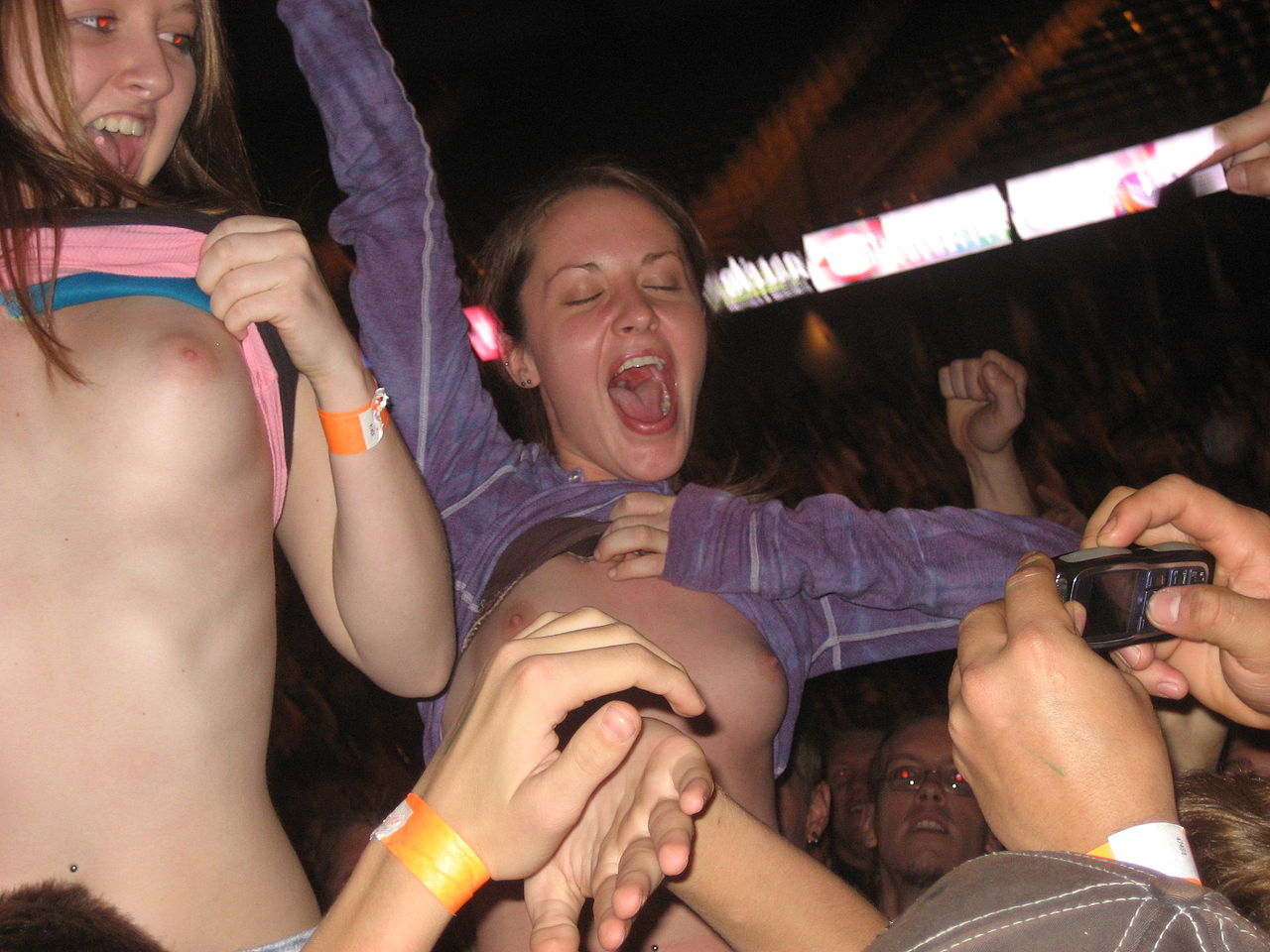 alisia griffin add amatuer flashing photo