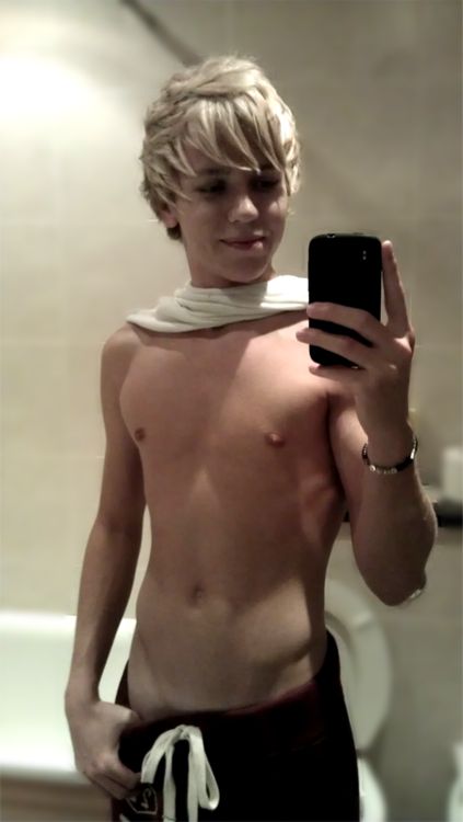anthony dannunzio add hot blonde twinks photo