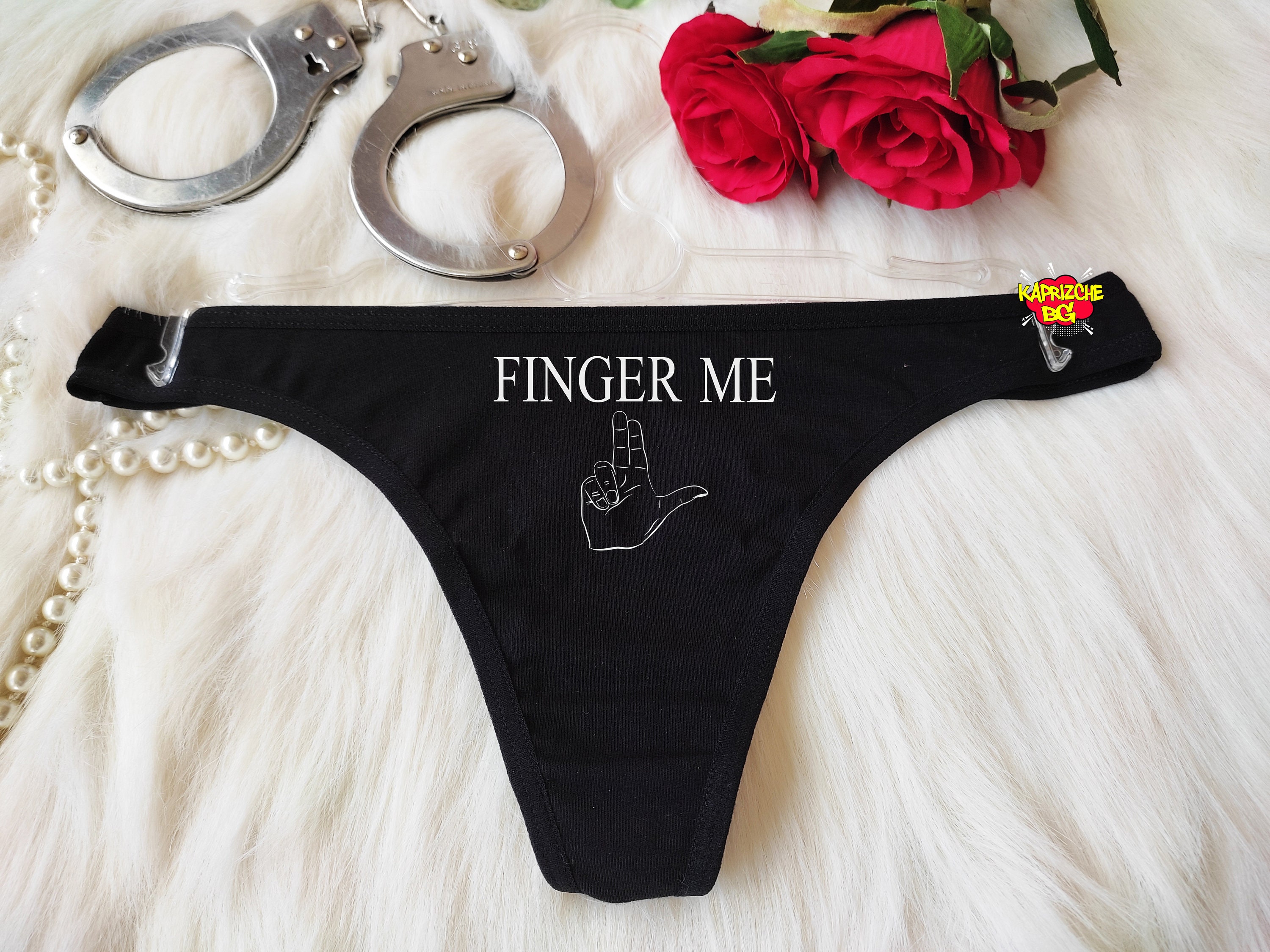 azam basha add finger in panties image