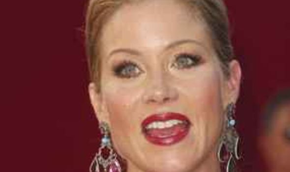 alex ledford add nude pictures of christina applegate photo