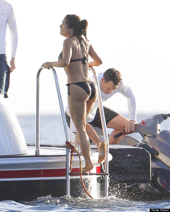 colin gay add salma hayek ass photo