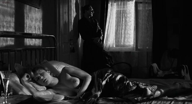 aaron shaughnessy add embeth davidtz naked photo