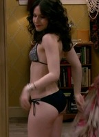 agnes deleon add erin sanders nude photo