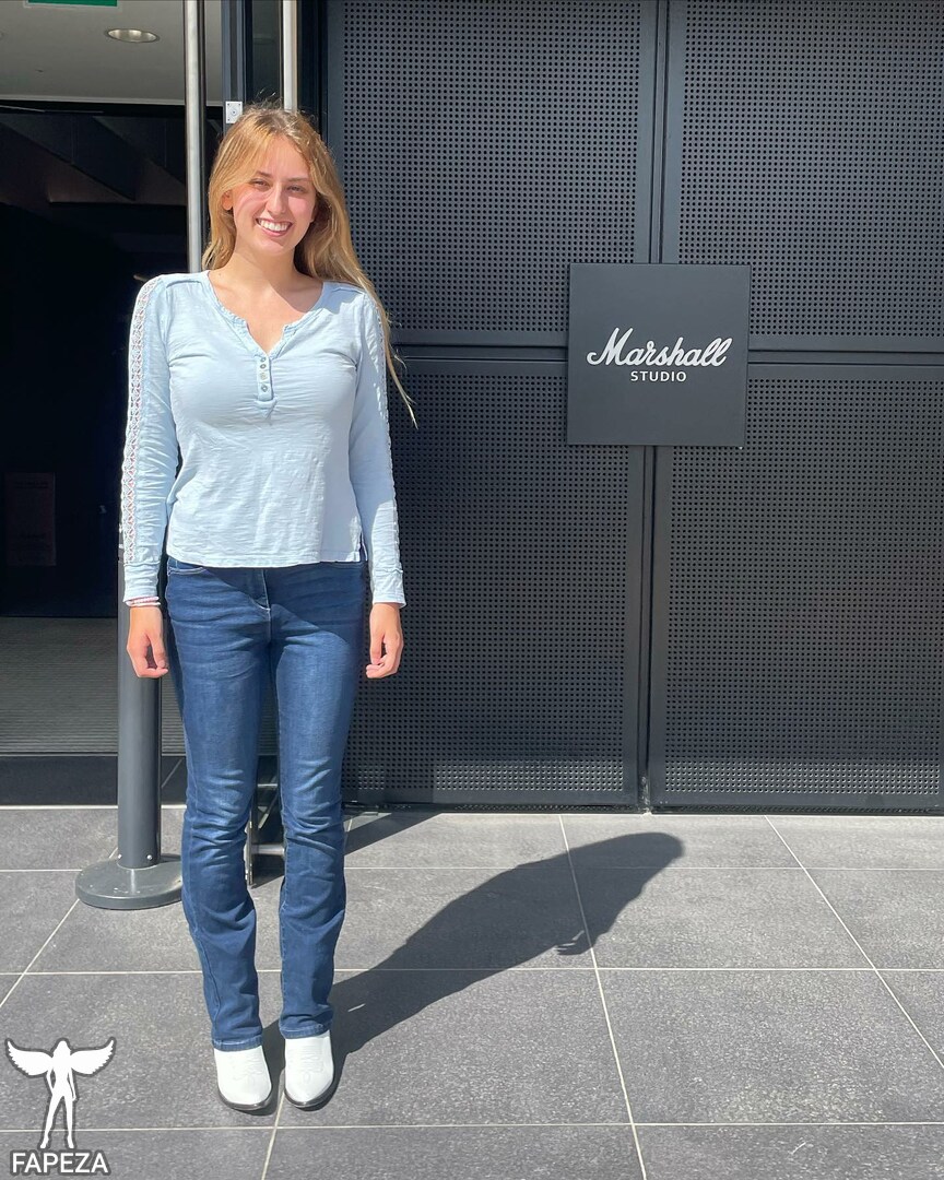 ann doheny add mimisounds nude photo