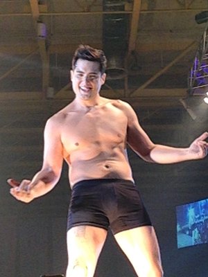 bob chase add naked pinoy men photo