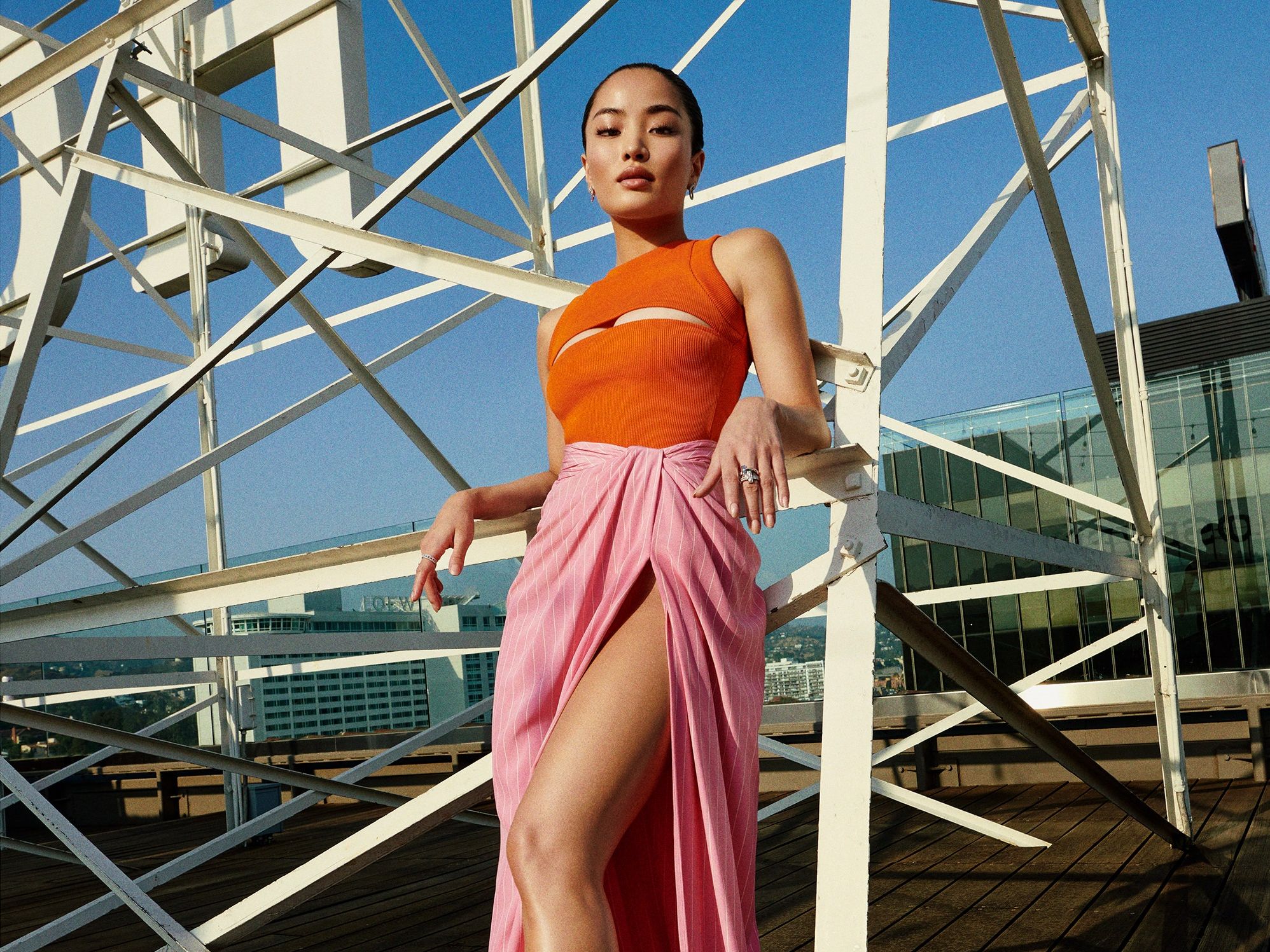 bertha paredes add anna sawai hot photo
