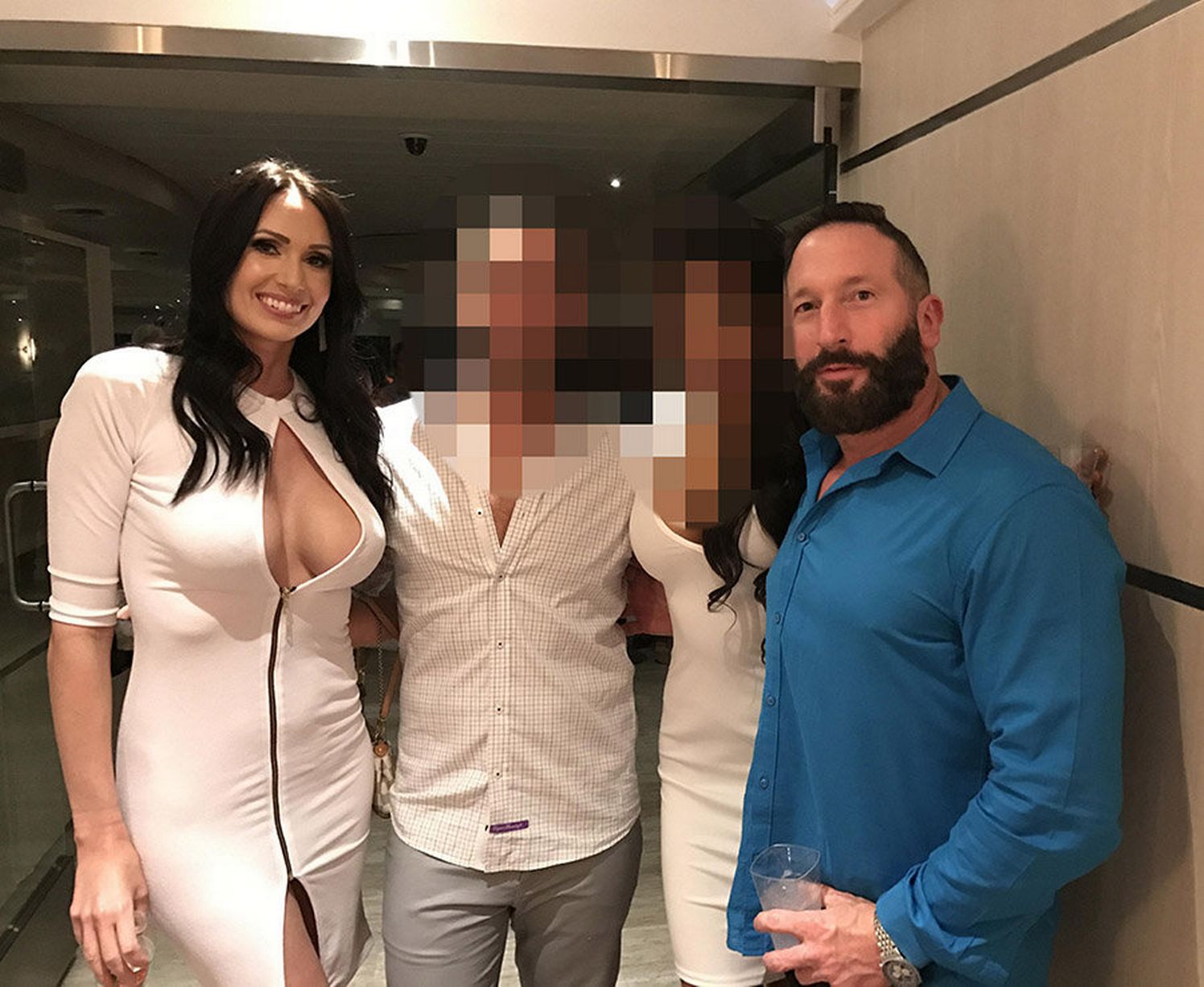 beth oberg add swingers swap photo