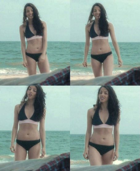 deepali chandra add olivia thirlby bikini photo