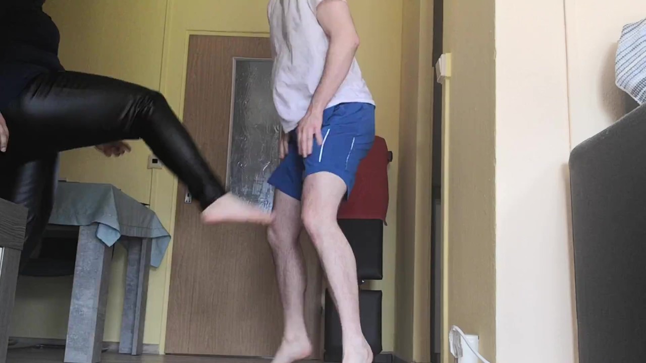 billy cartlidge add amature ballbusting photo