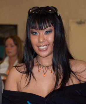 britney vu add avenna lee photo
