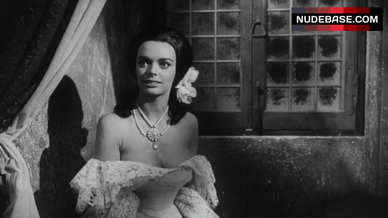 alison mainwaring add barbara steele nude image