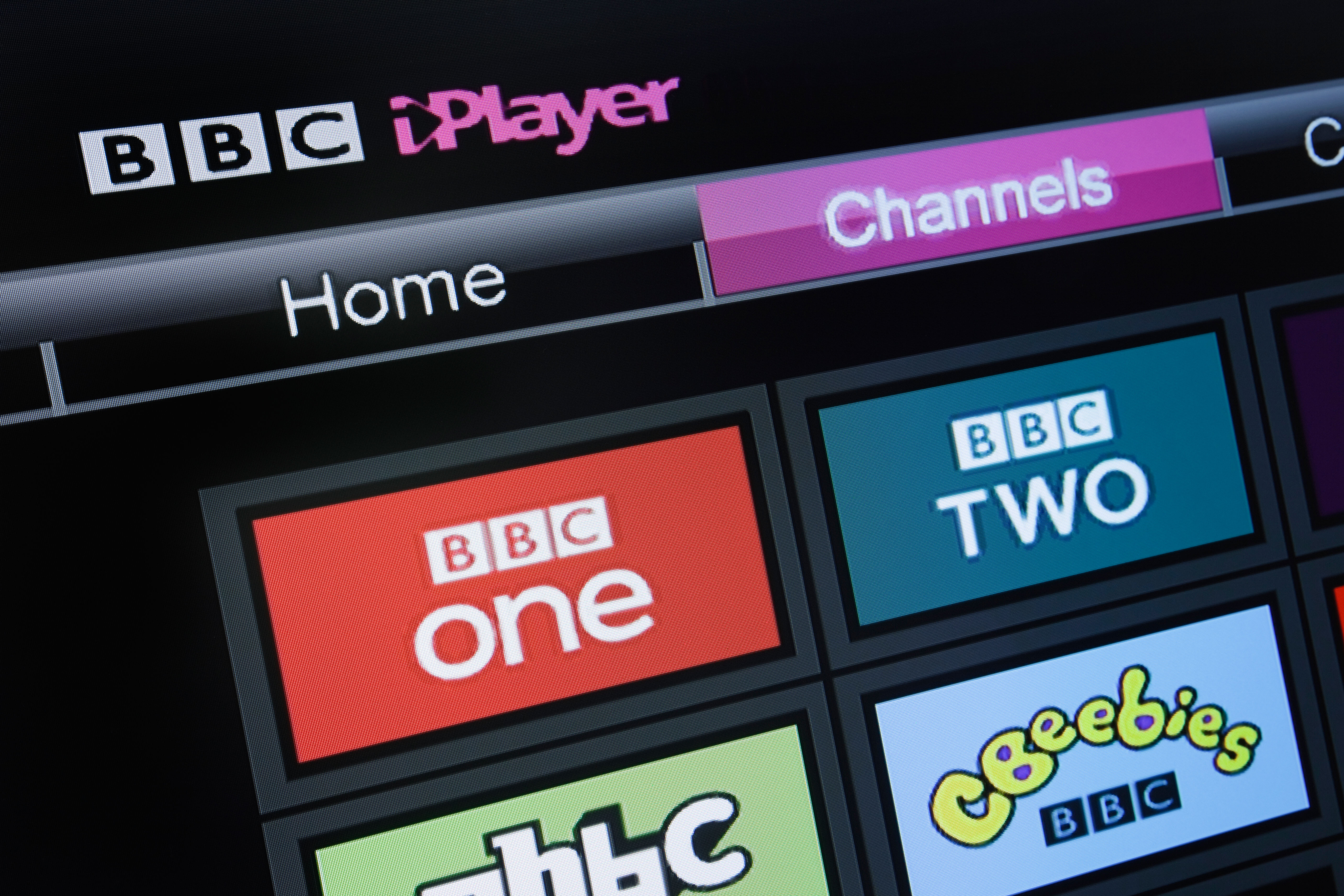 annie farooqi recommends bbc closeup brandon cairns add bbc closeup photo