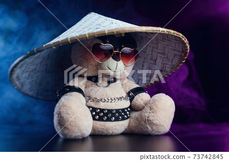 anthony mitchem add bdsm asian photo