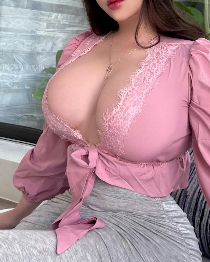 damian hatcher add gopa noona nude photo