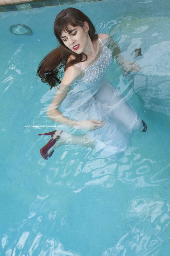 arcy de castro add isobel wren photo
