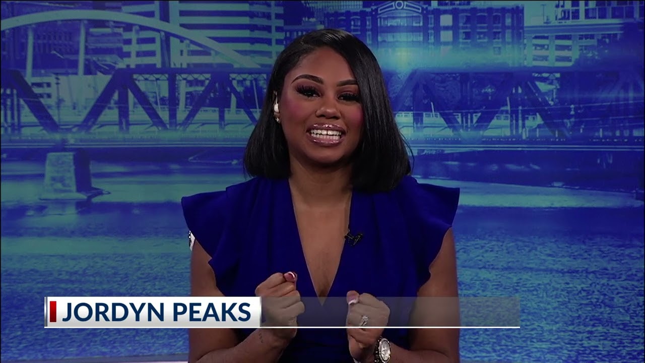 amira sadek add jordyn peaks photo