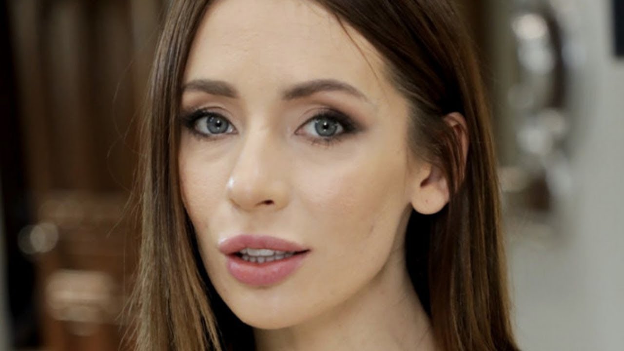 corinne jeffery add julia rain photo