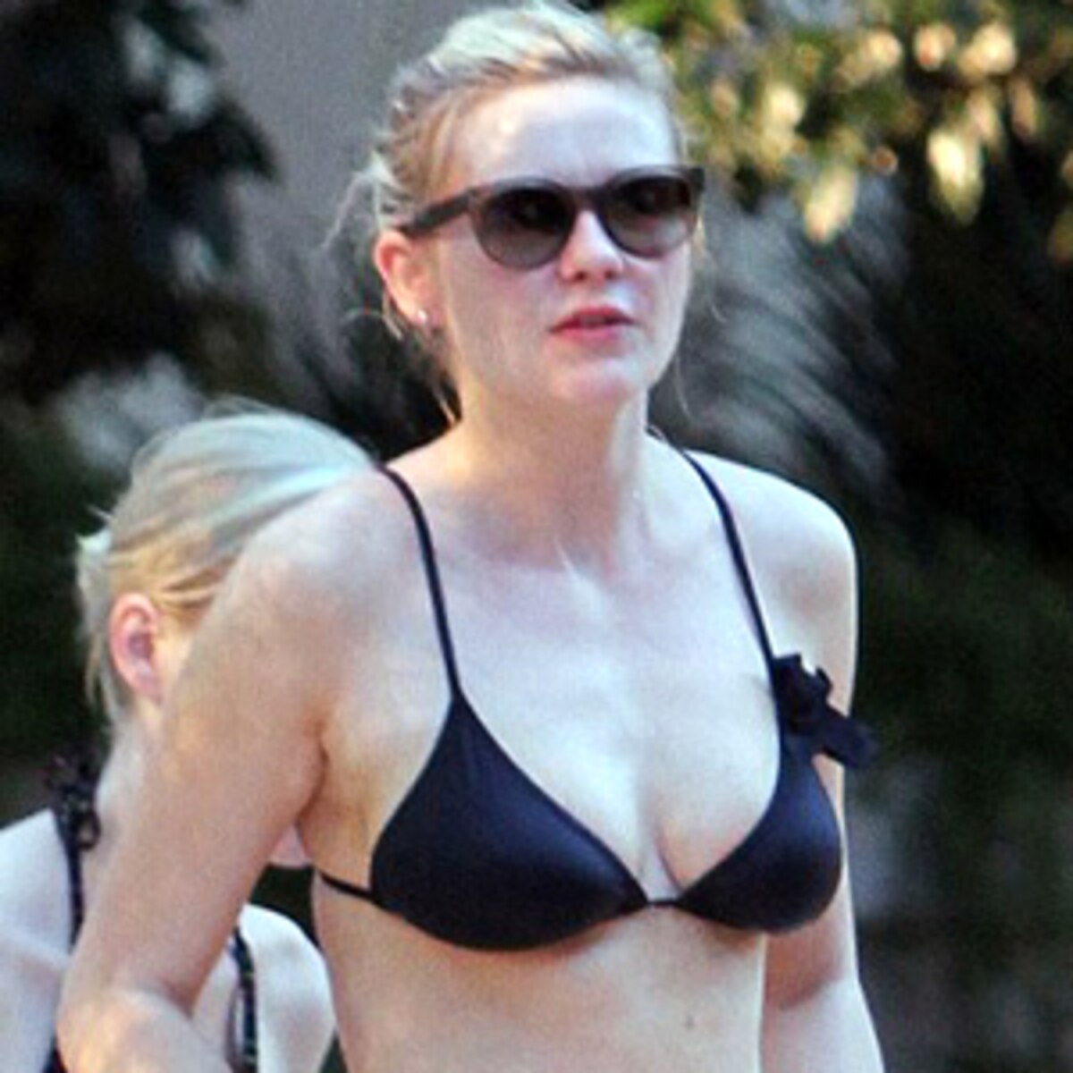 dede puckett add kirsten dunst bikini photo