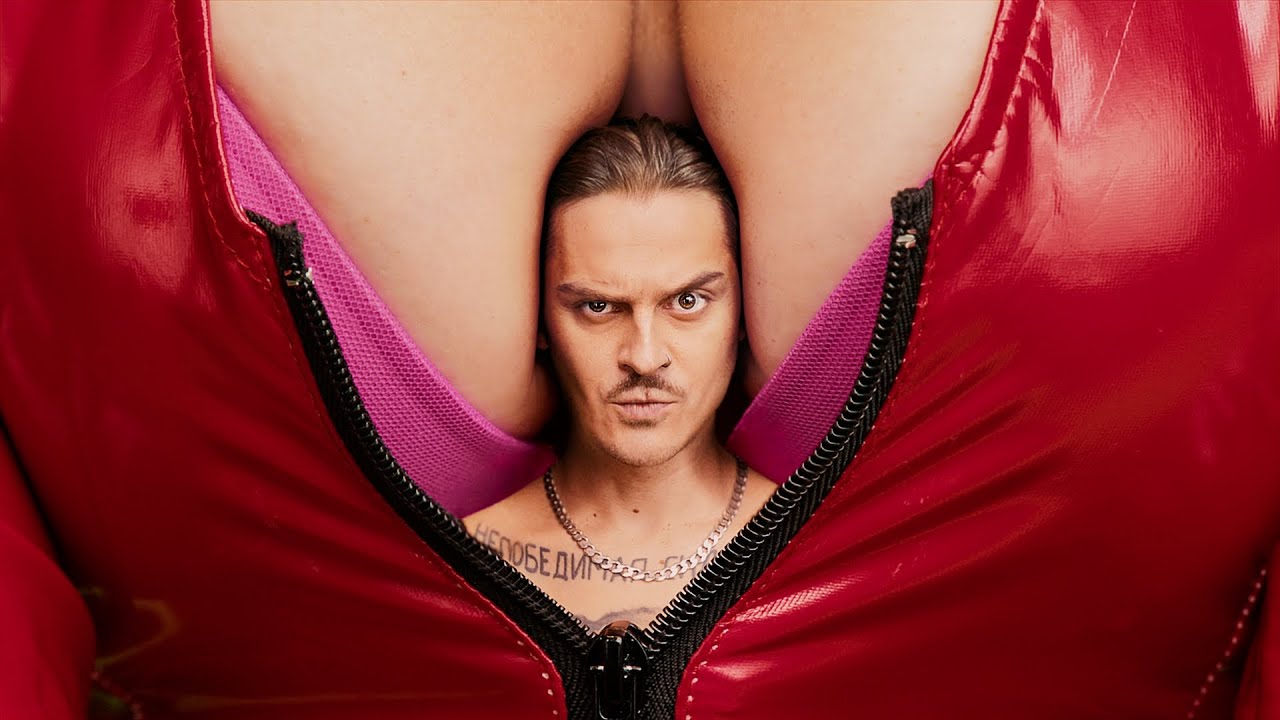 bonnie roberts add Emily willis double penetration photo