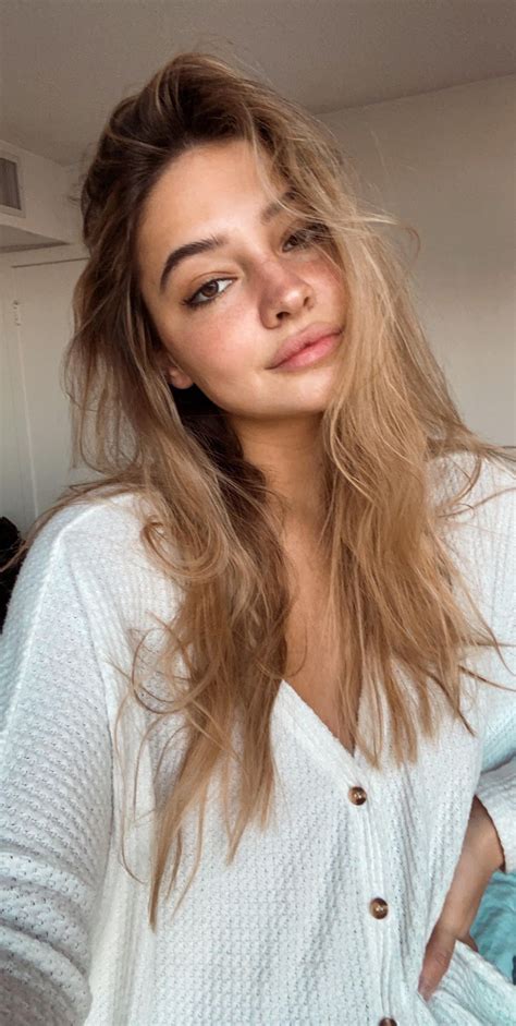 chas lum add pervmom blonde photo