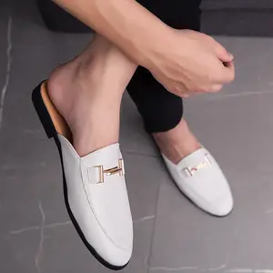 barry lee thompson add shoe spycam image