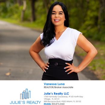 brittany kitchings add venessa luna photo