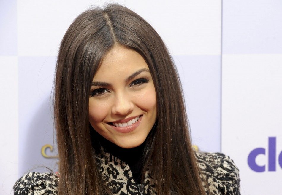 anjani dwivedi add victoria justice pron photo